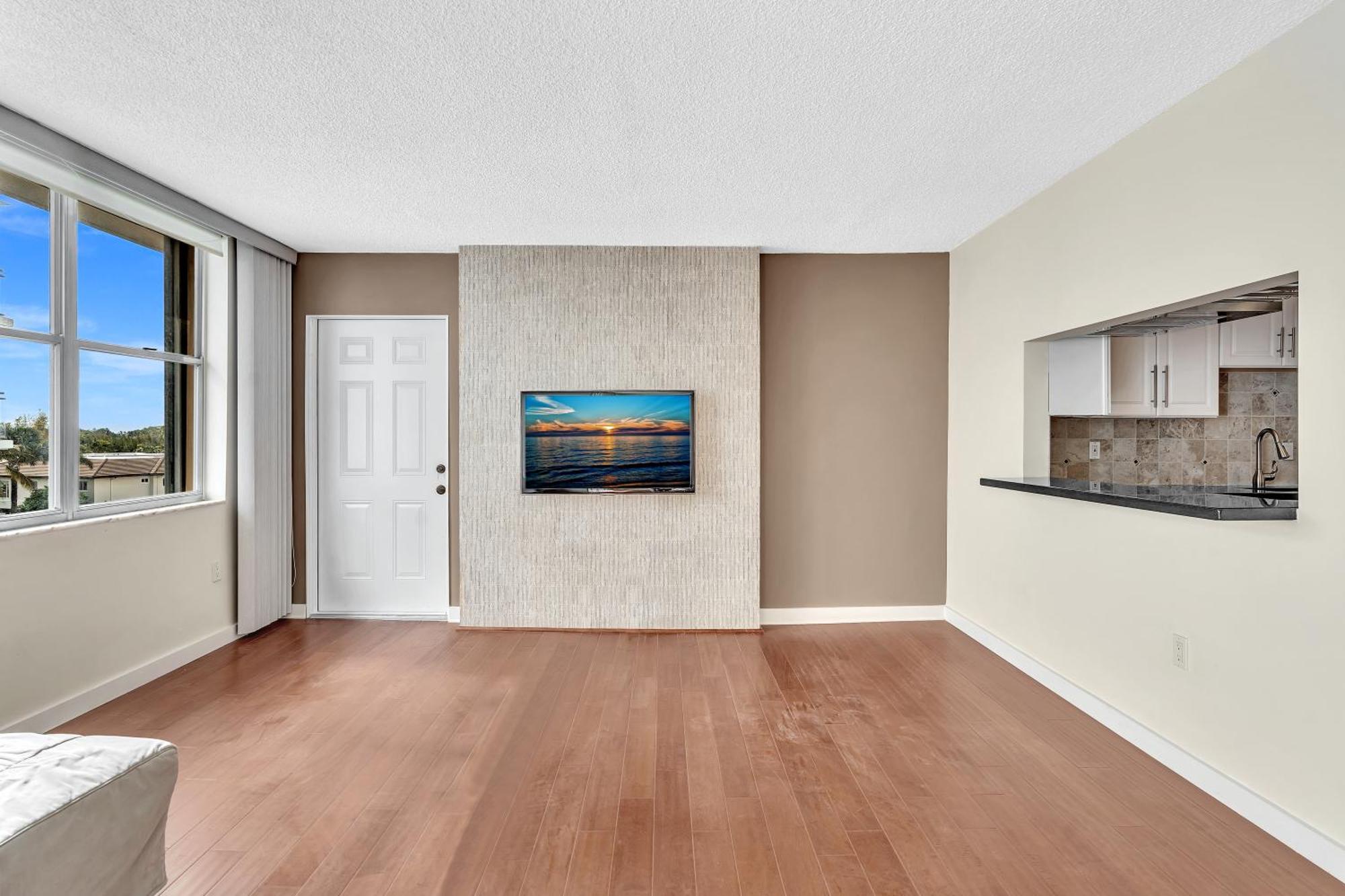 Bay Harbor Sunset 2 Bedrooms * Miami Beach