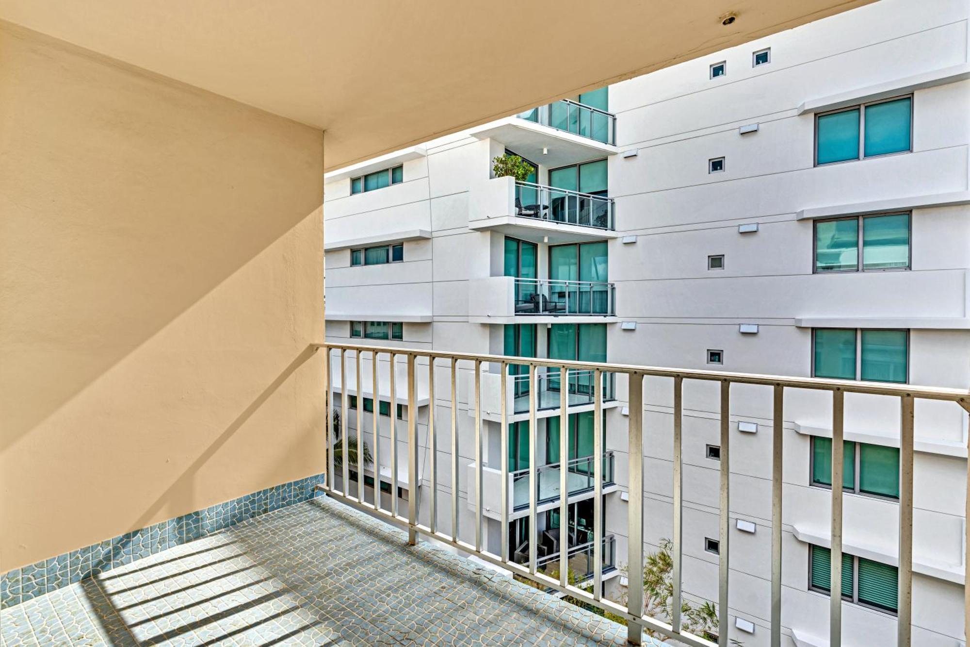 Bay Harbor Sunset 2 Bedrooms Apartment
