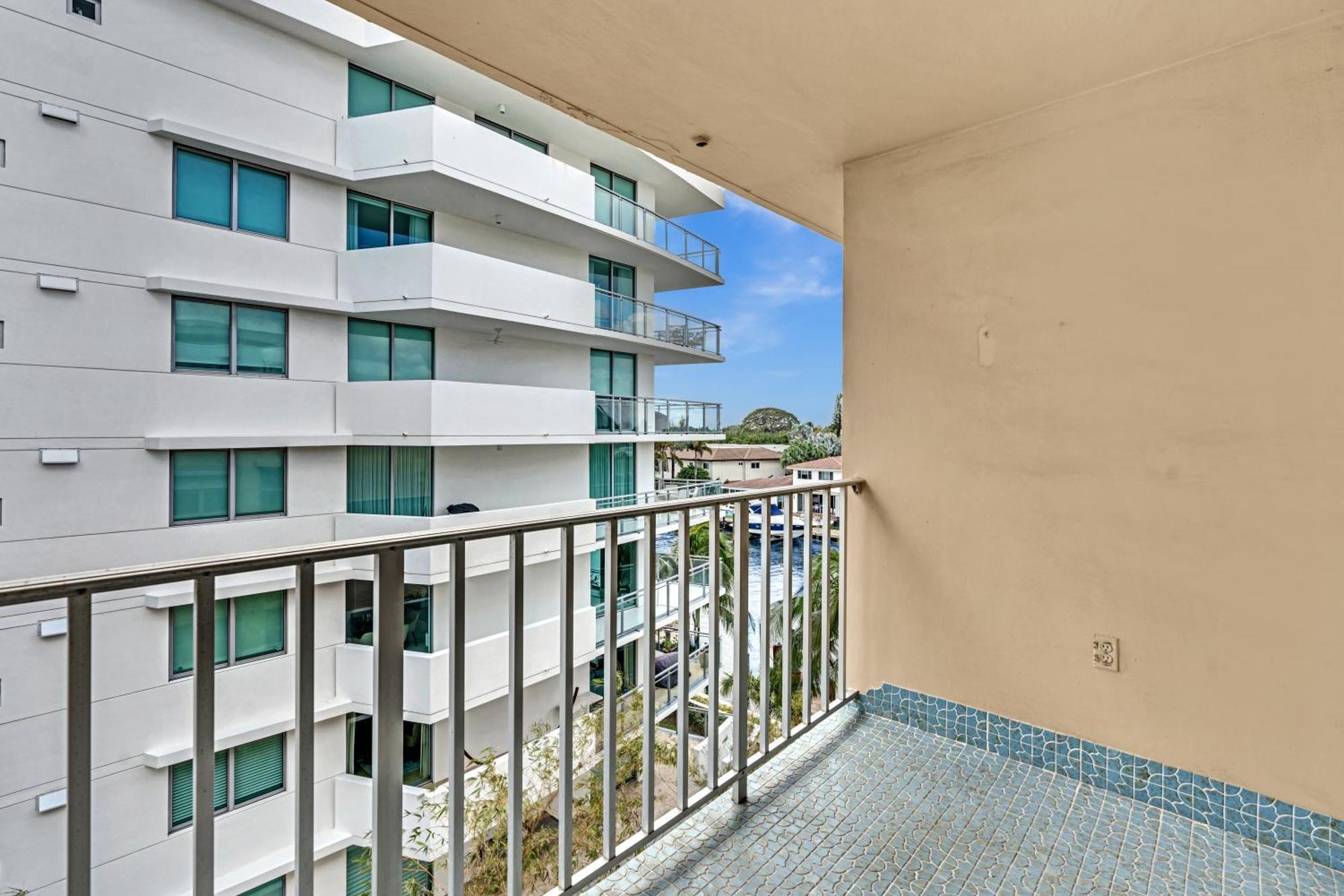 Bay Harbor Sunset 2 Bedrooms