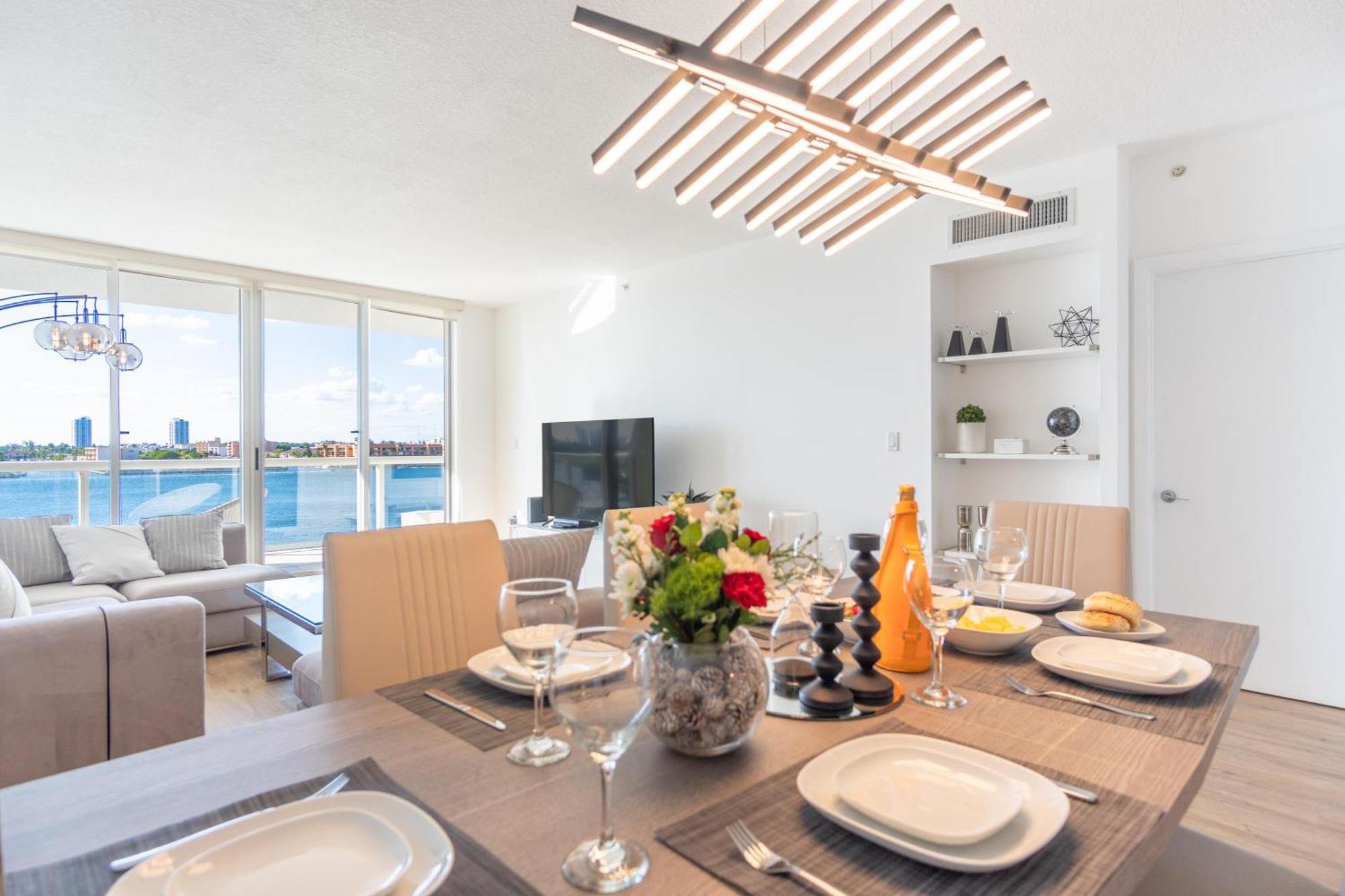 Golden Bay 52 Apartment *