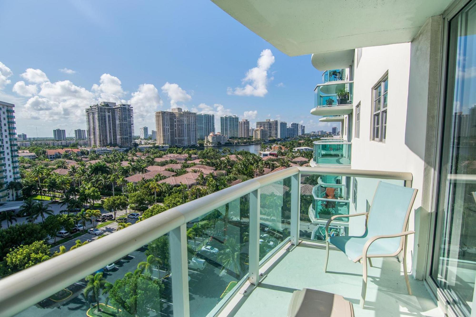 Ocean Reserve 112 * Miami Beach