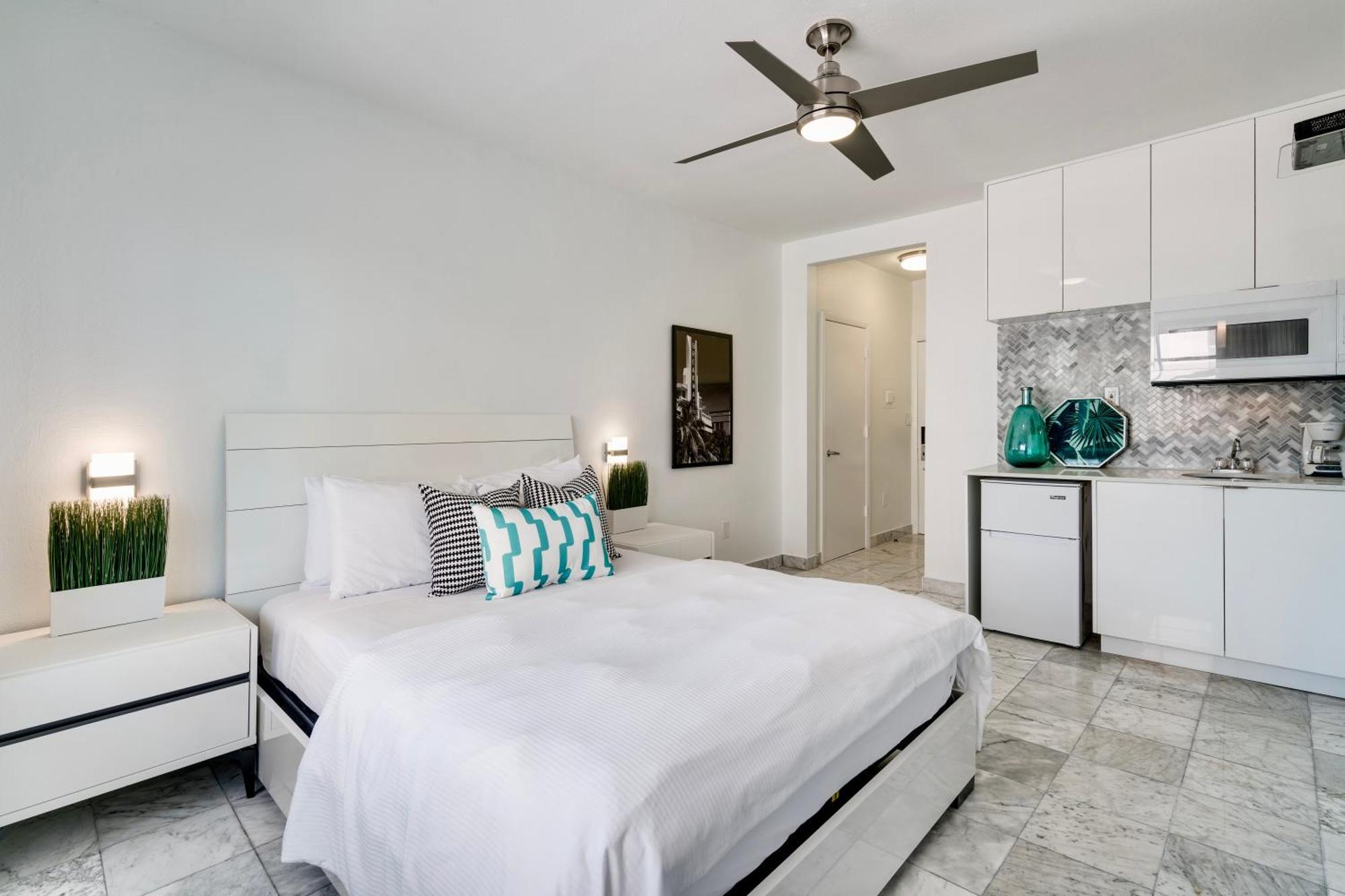 Location By The ! Free Wifi - Tv - Amenities Apartment *