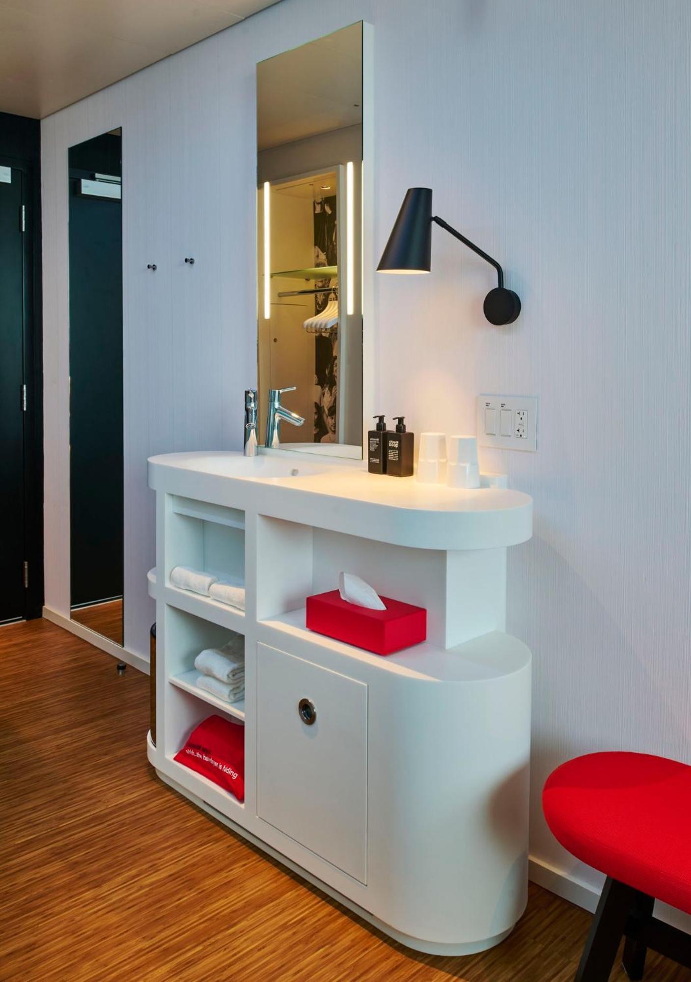 Hotel Citizenm Miami South Miami Beach