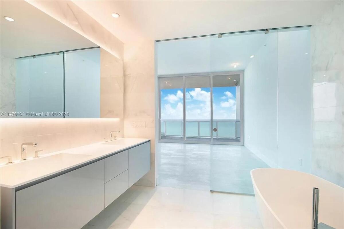 Ocean View With Access L Atelier * Miami Beach