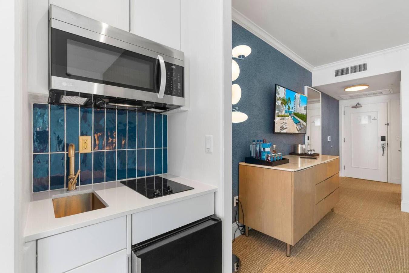 Fontainebleau Two Bedroom Apartment Miami Beach