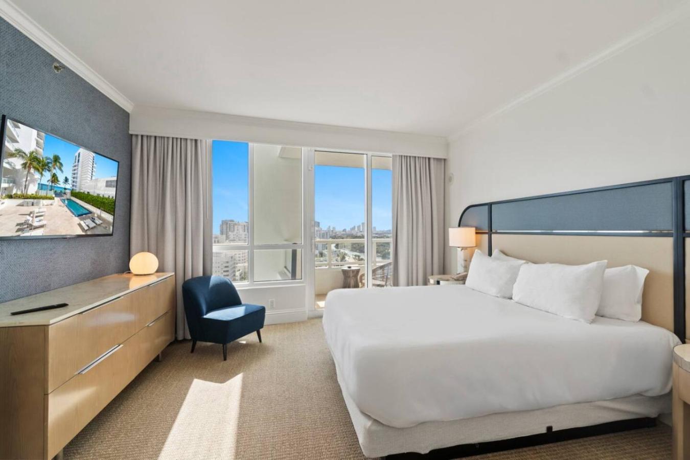 Fontainebleau Two Bedroom *