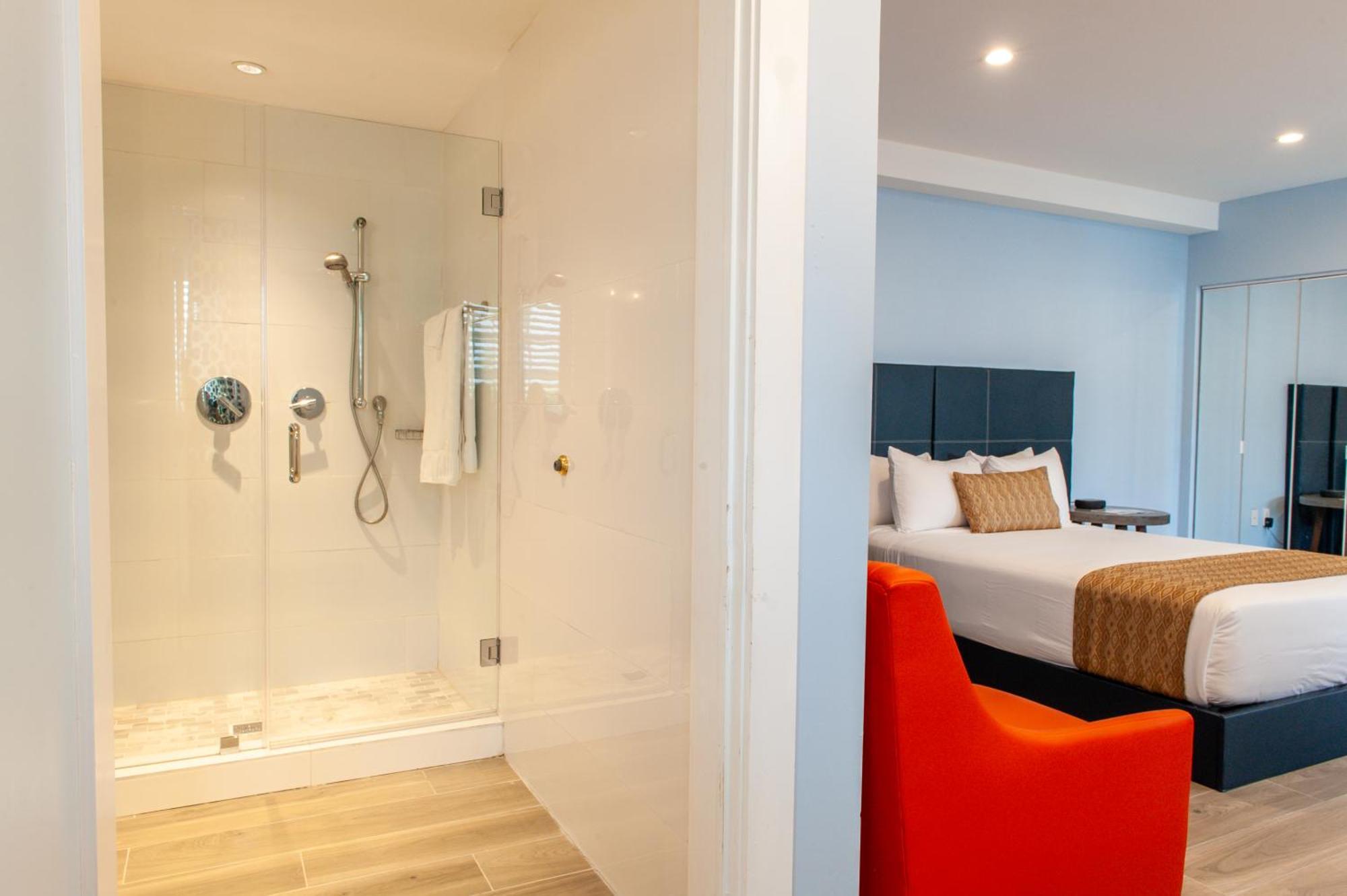 Hotel Oceanside And