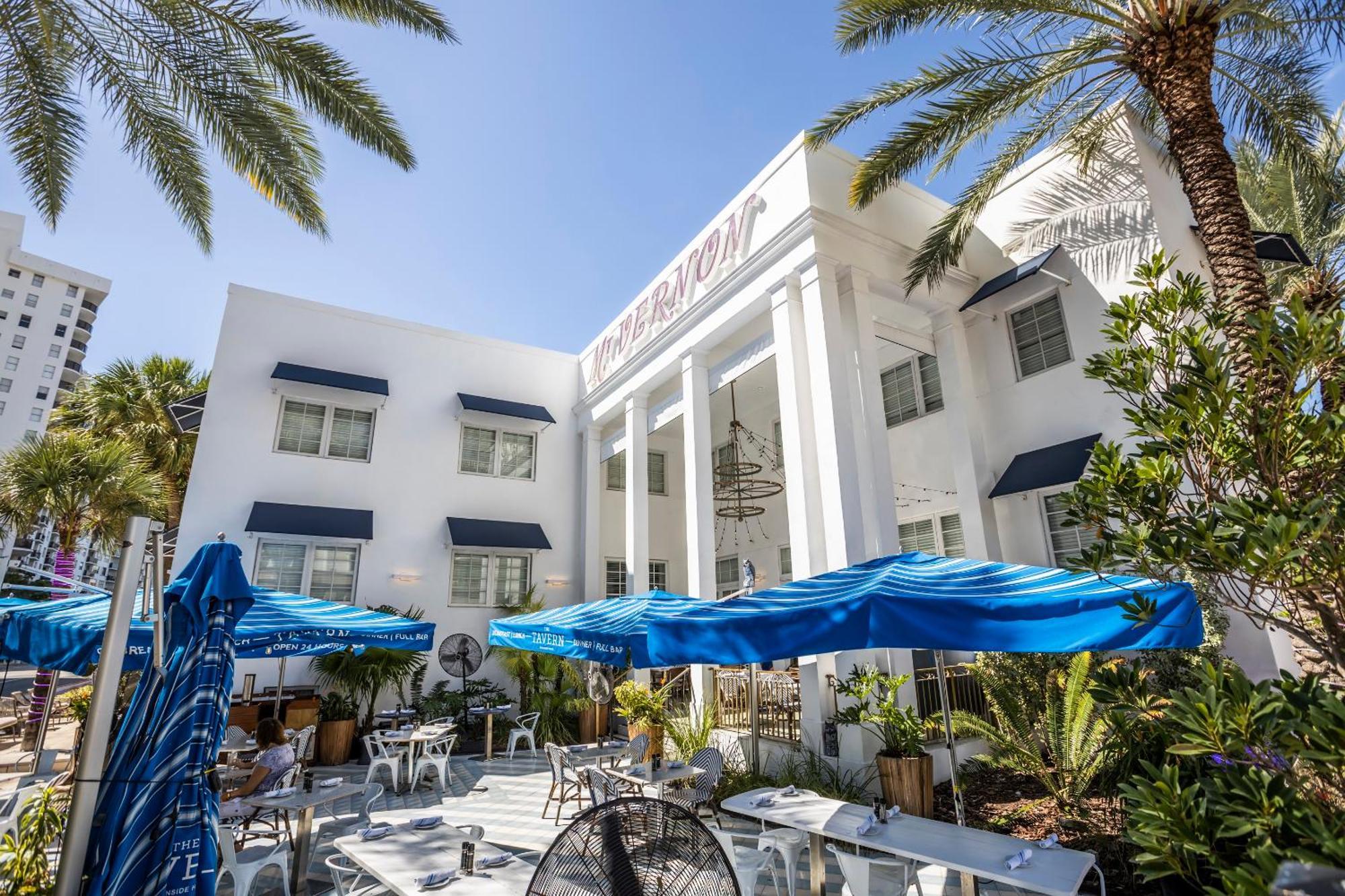Hotel Oceanside And 3*