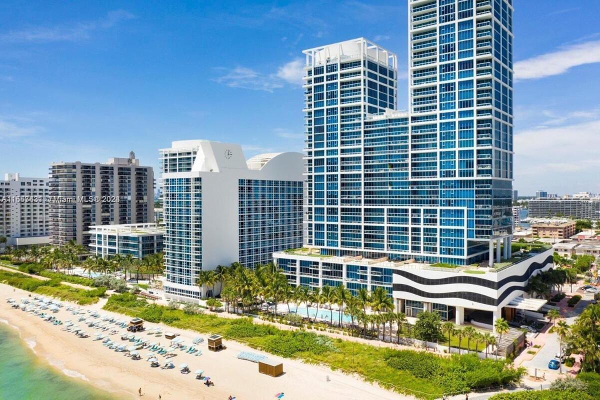 Oceanfront 2br In Carillon * Miami Beach