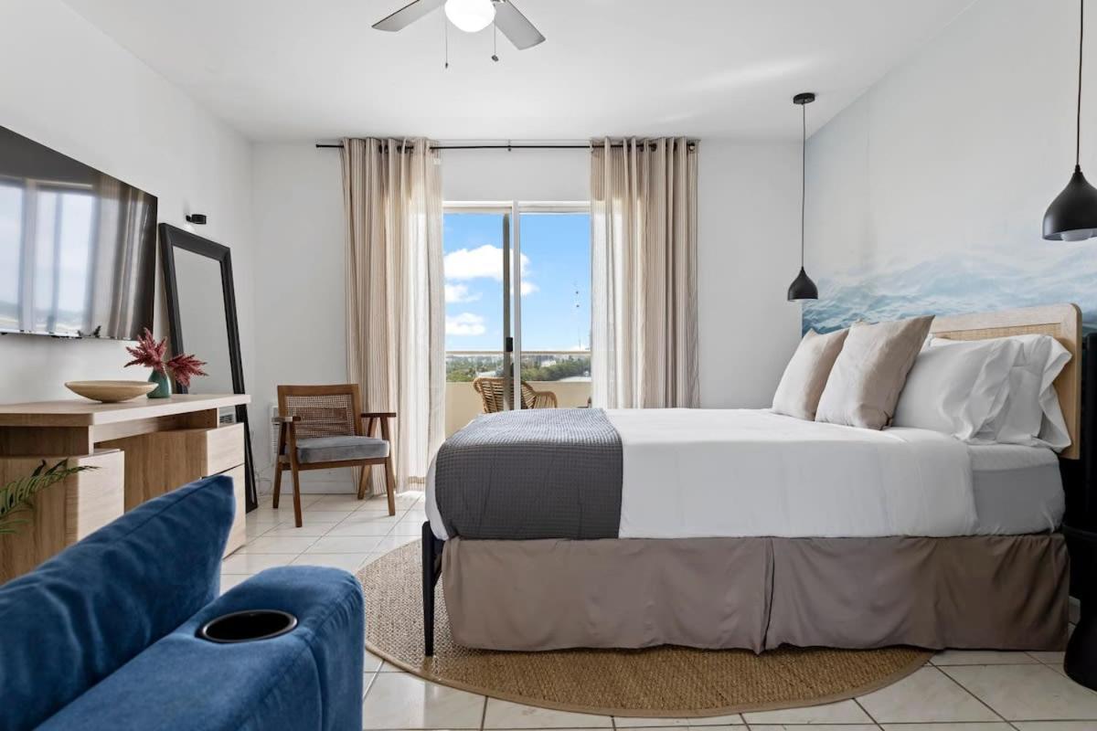 Apartment Bayshore Bliss- Cozy Space & Bay Views
