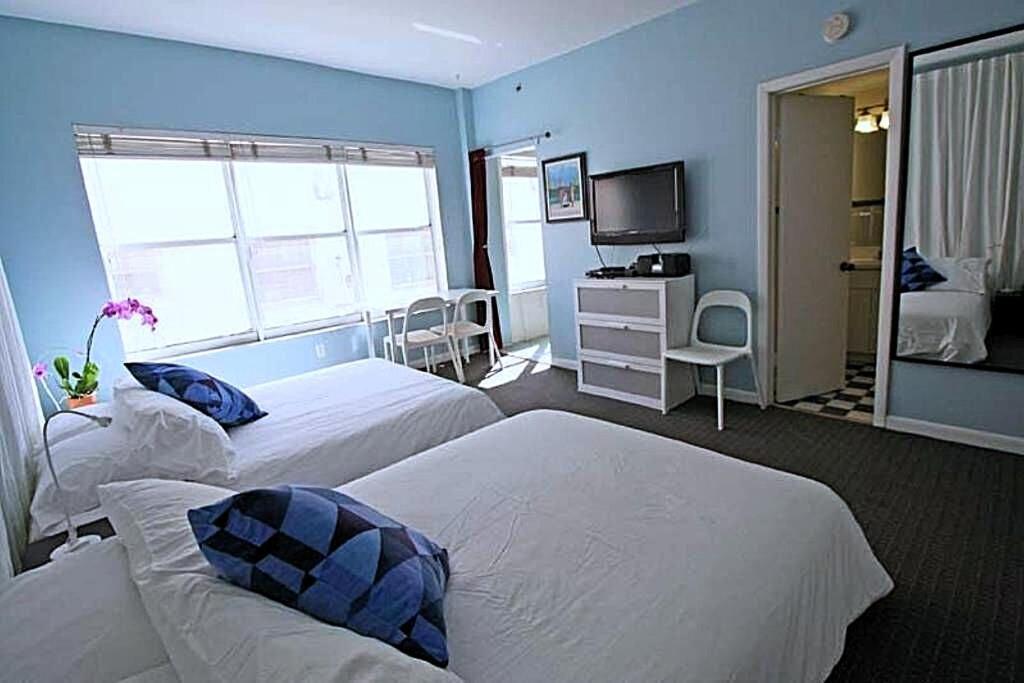 918 Sobe Flats * Miami Beach