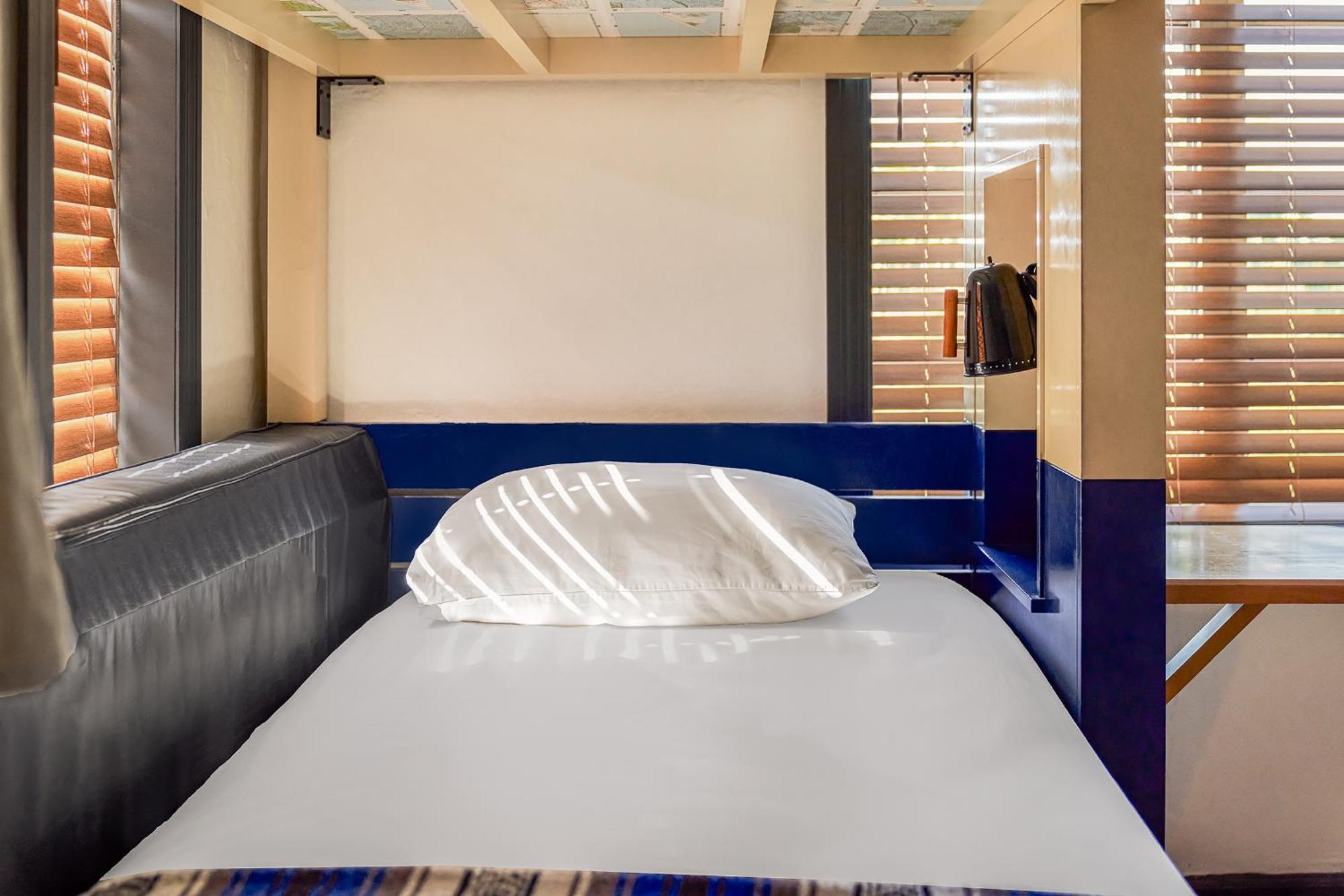 Freehand Miami Hostel