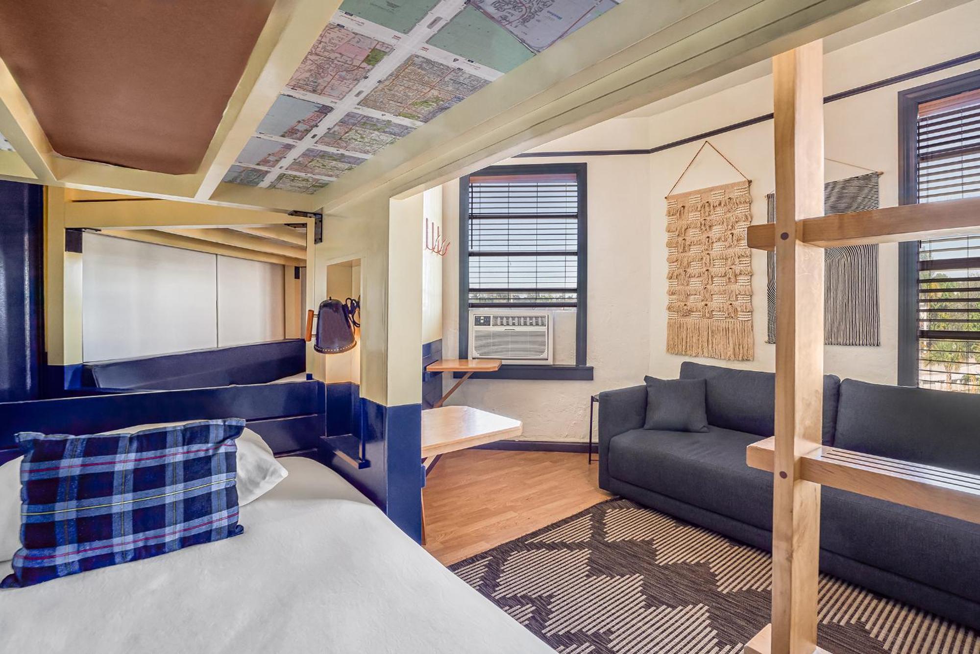 Freehand Miami Hostel