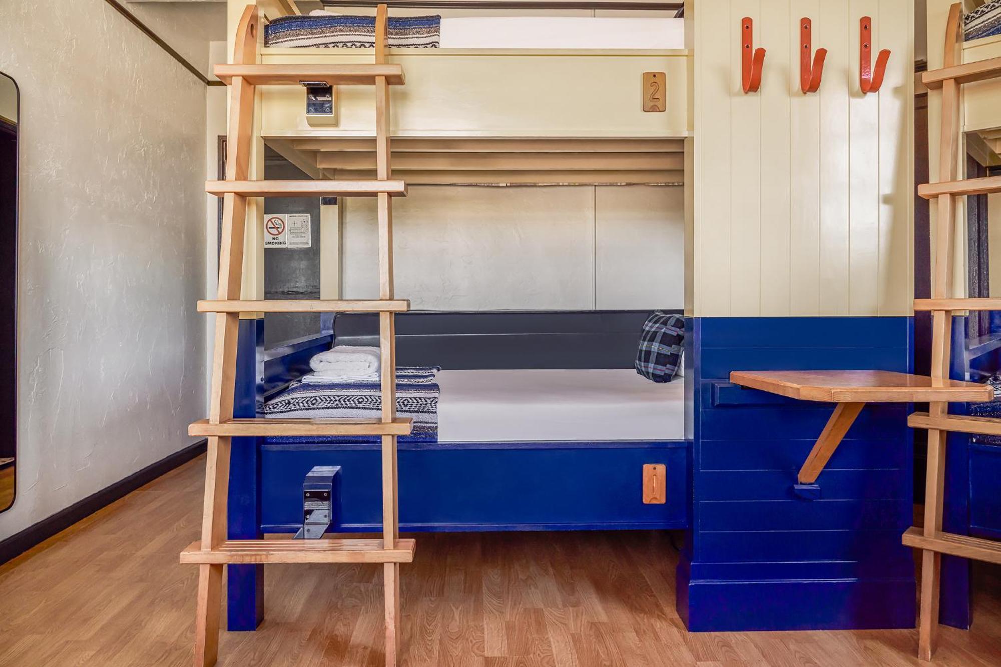 Hostel Freehand Miami