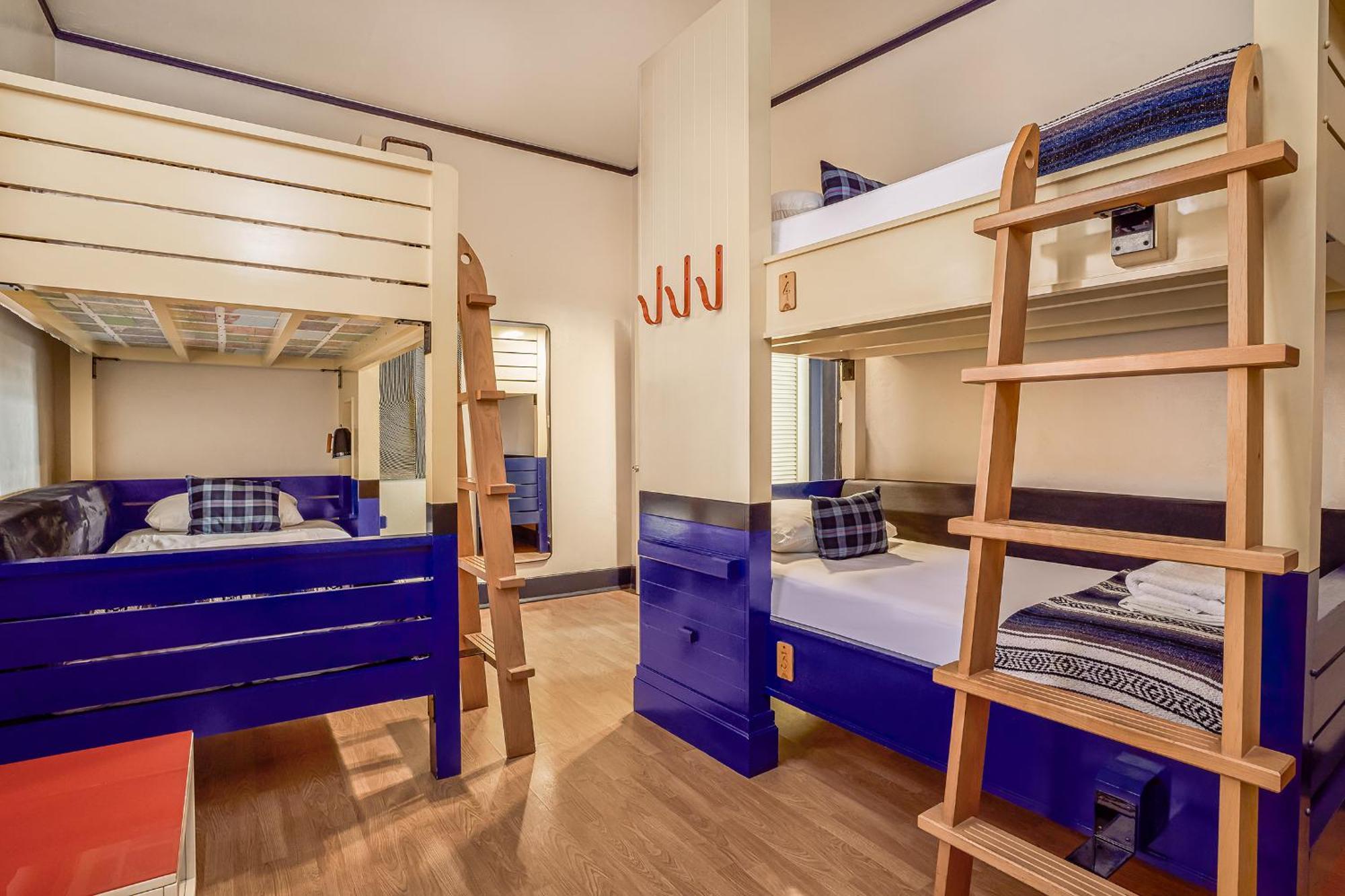 Hostel Freehand Miami *