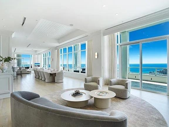 Apartment Spectacular Penthouse With Private Pool *