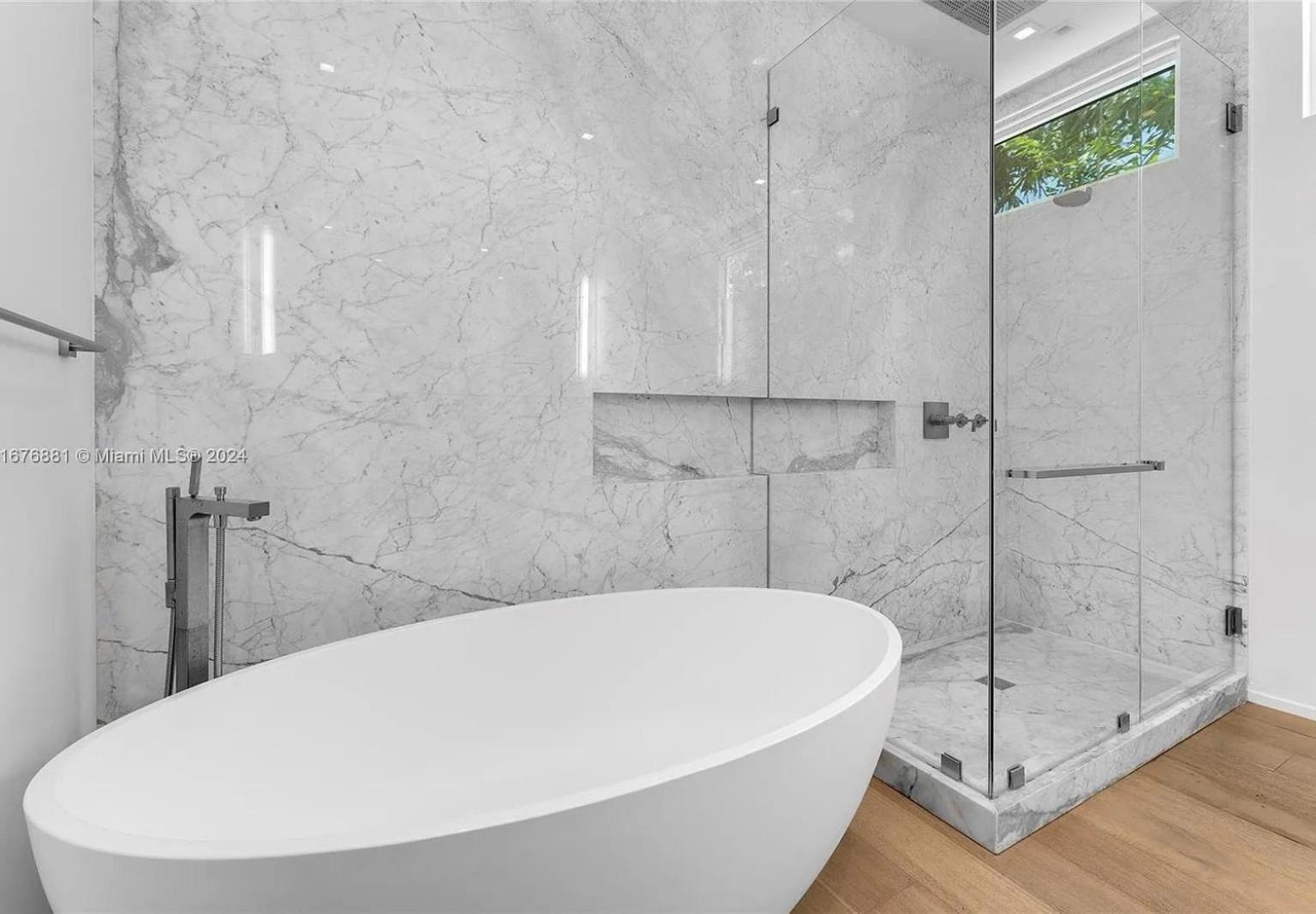 Tranquil Luxe Modern Oasis With Private Pool In Miami Villa Miami Beach