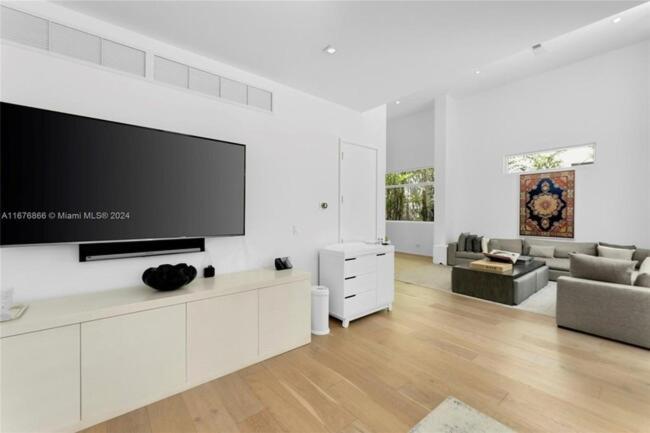 Tranquil Luxe Modern Oasis With Private Pool In Miami * Miami Beach
