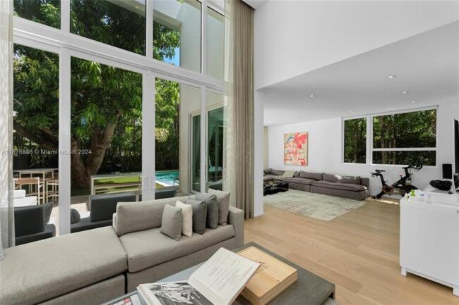 Tranquil Luxe Modern Oasis With Private Pool In Miami * Miami Beach