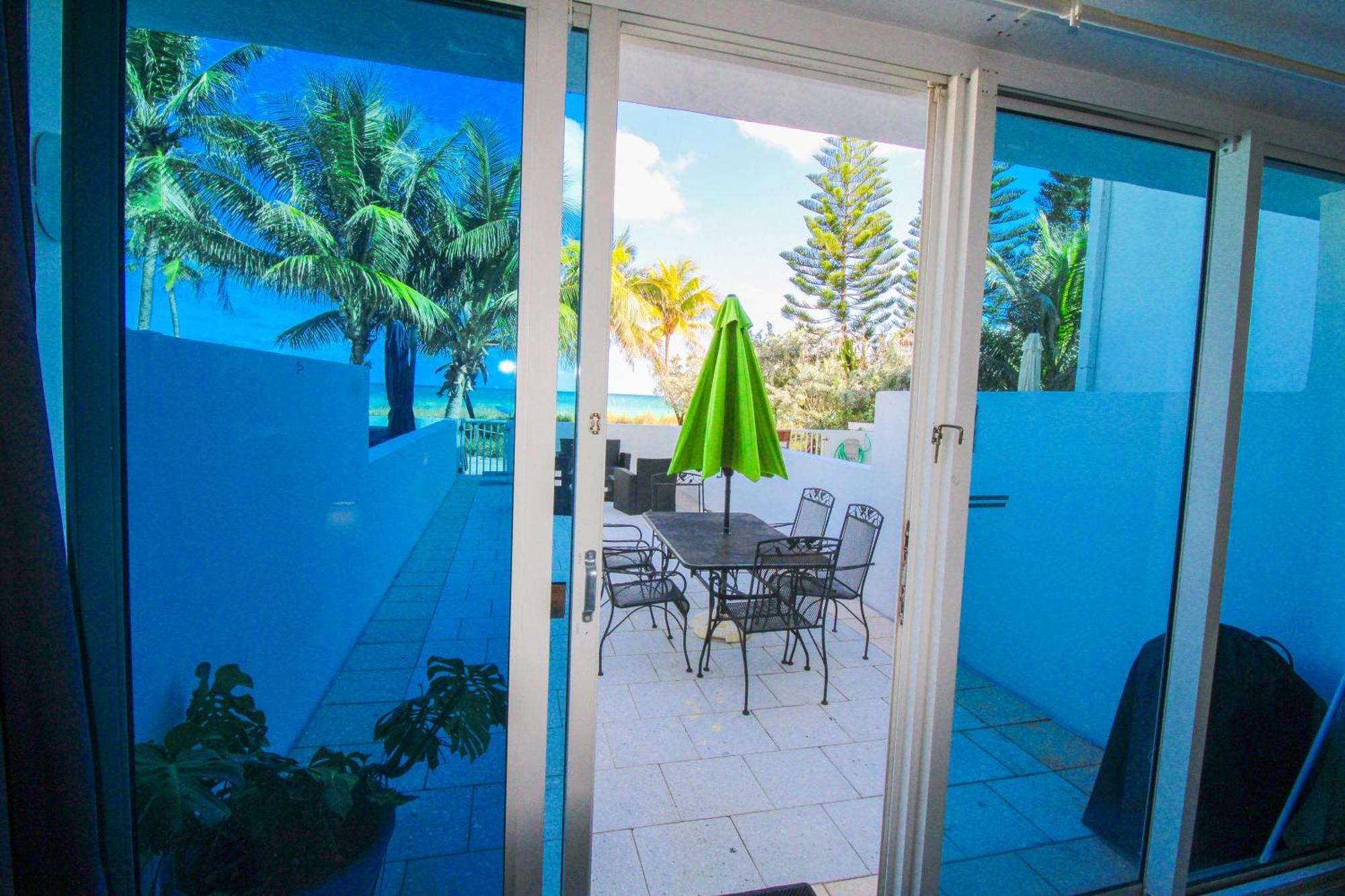 Holiday home Castle Th16 Beachfront Townhouse With Private Patio, Direct Access, Pool, Tennis & Free Parking! *