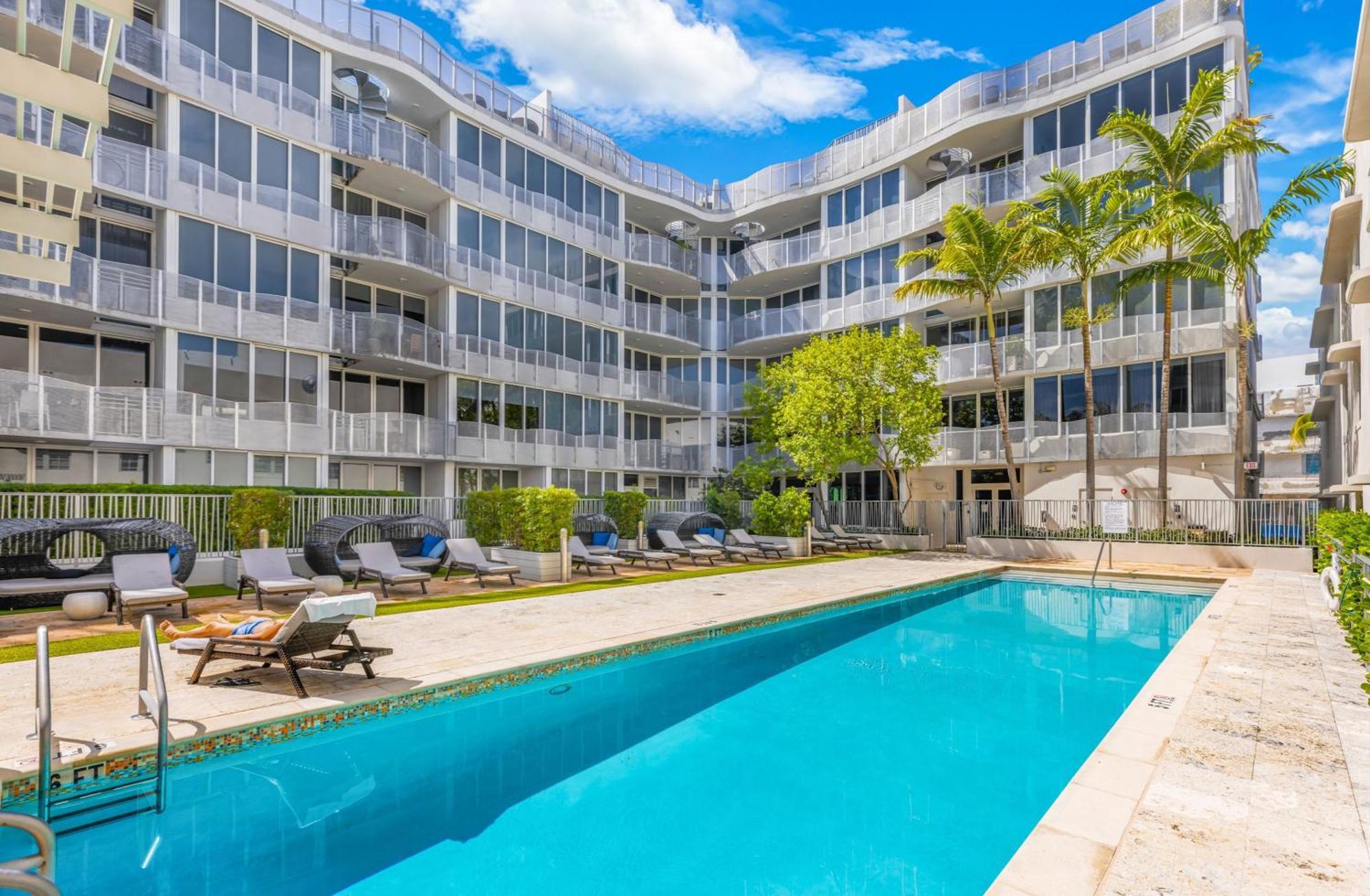 Palm-fringed Paradise In South