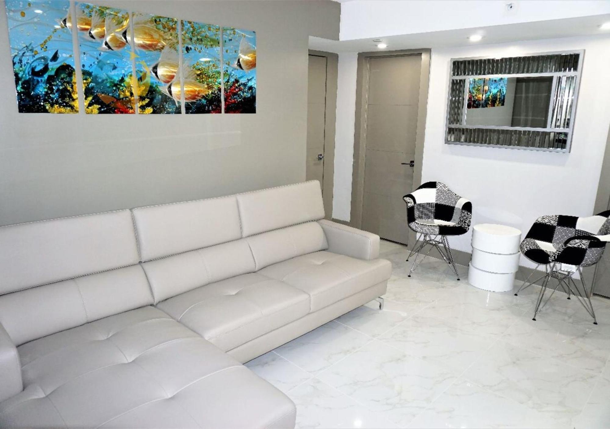 Alexander 518 Miami Beach