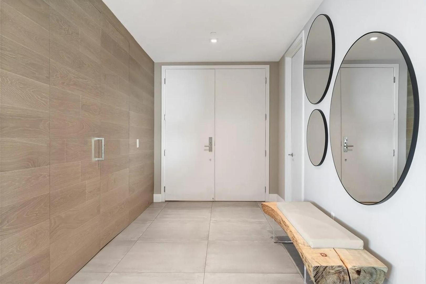 Apartment Luxurious Three Bedroom Oceanfront