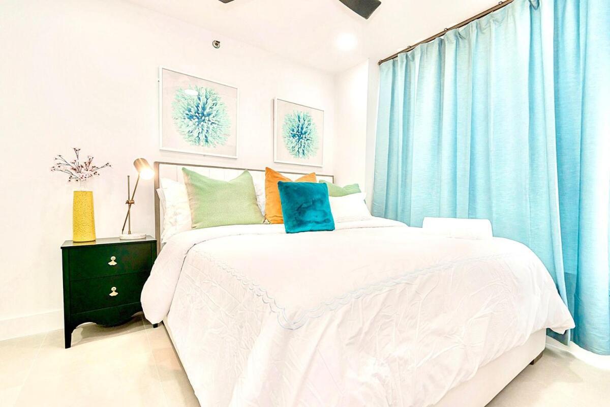 2-min To Beach, Upscale Enclave Apartment Miami Beach
