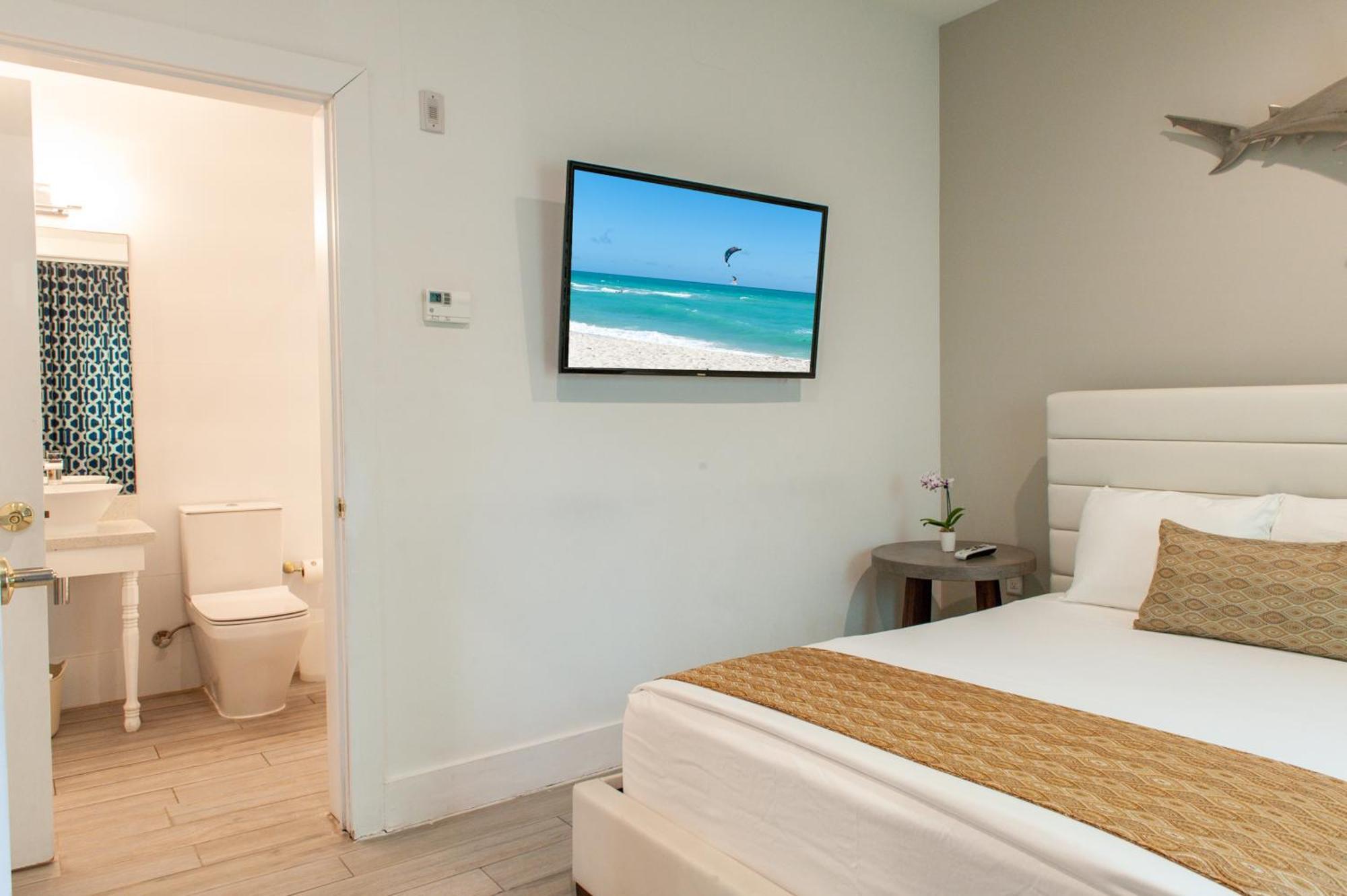 Hotel Oceanside And 3*