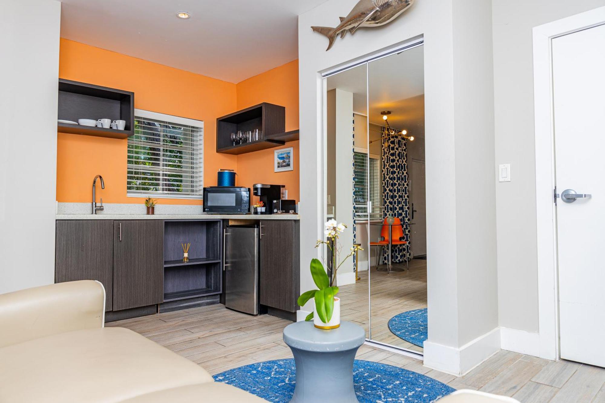 Hotel Oceanside And
