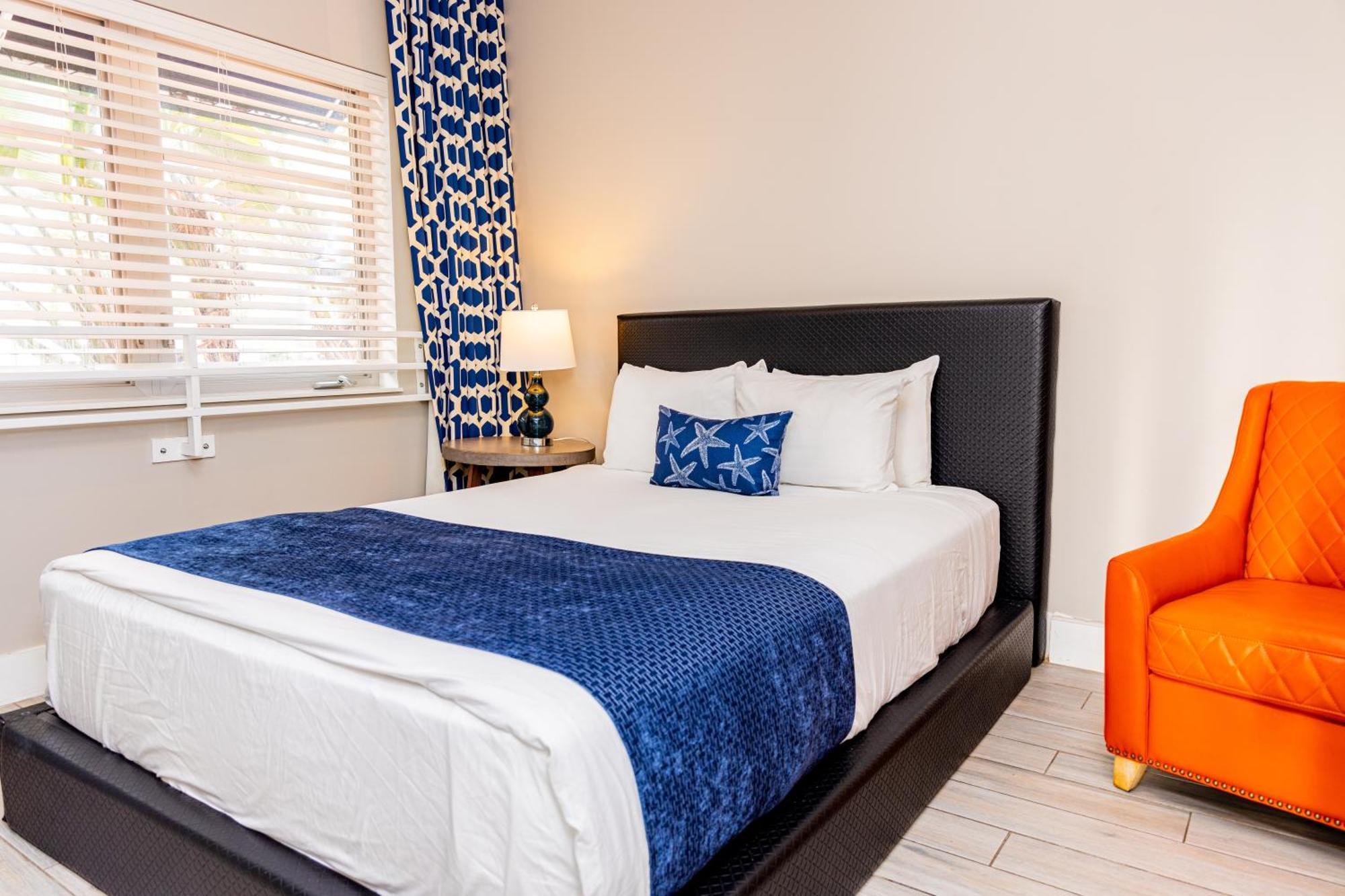 Oceanside And Hotel 3*