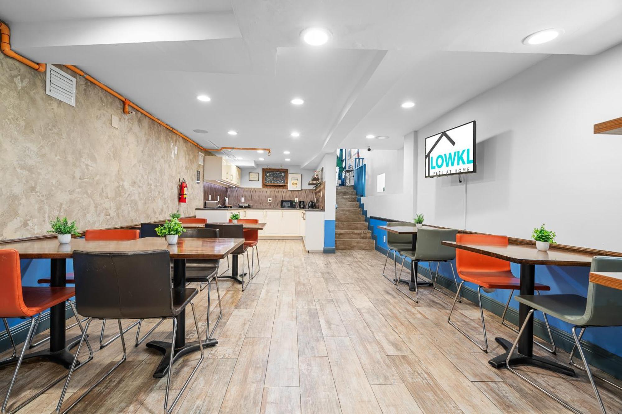 Nine20 Collins By Lowkl Miami Beach