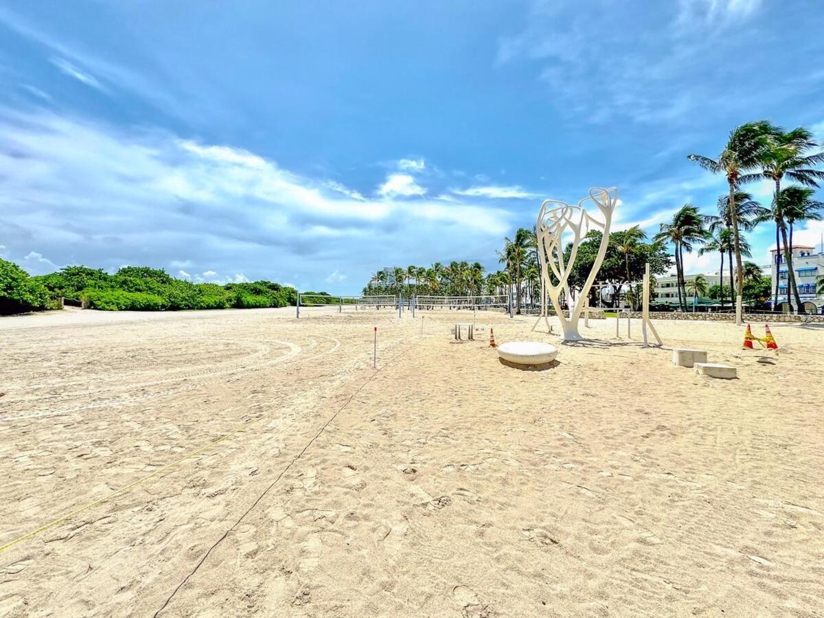 Apartment One Block From South Ocean Dr-king Bed Miami Beach