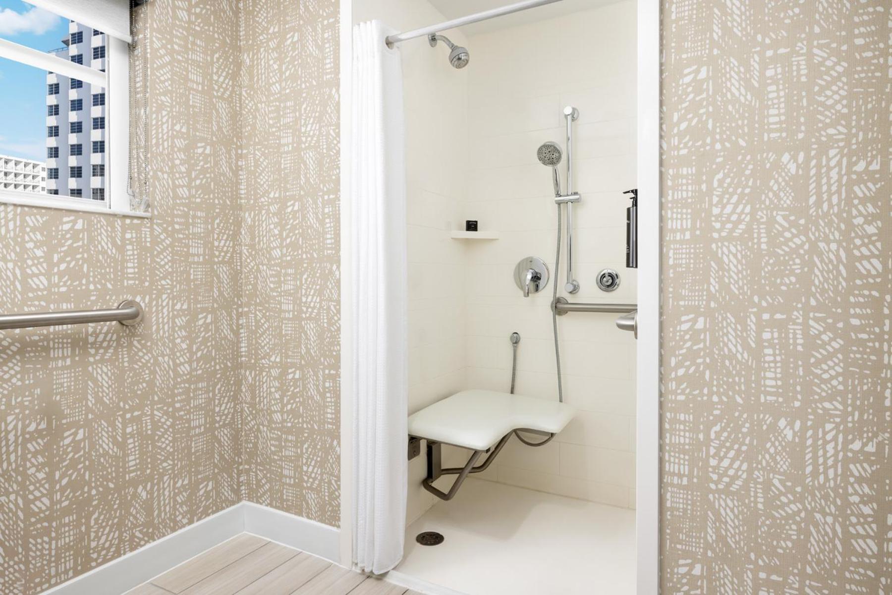 Hampton Miami - Mid 4* Miami Beach