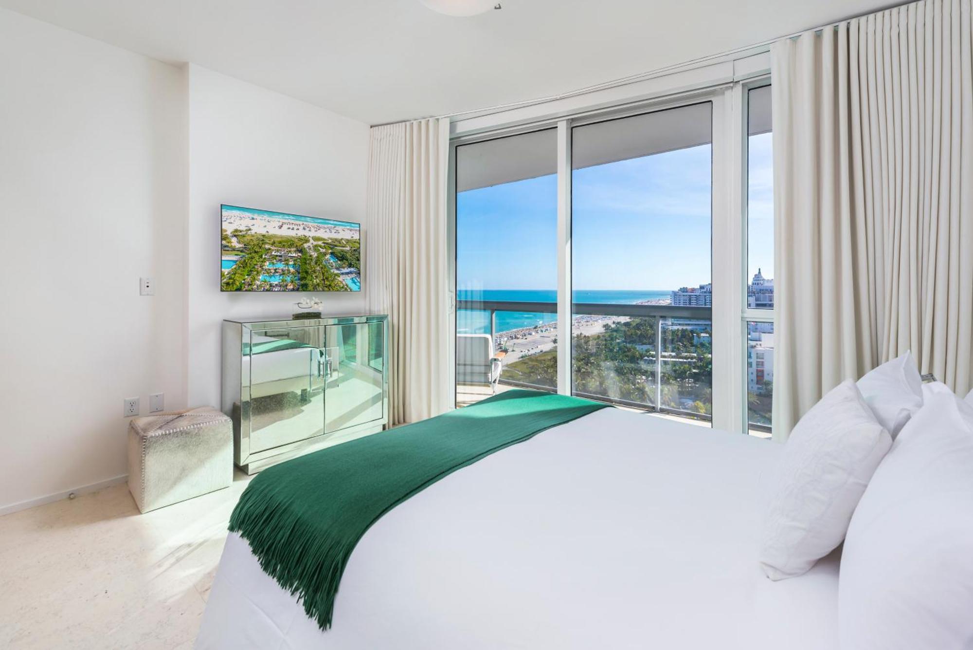 Apartment Oceanfront Private Condo At The Setai -2208 *