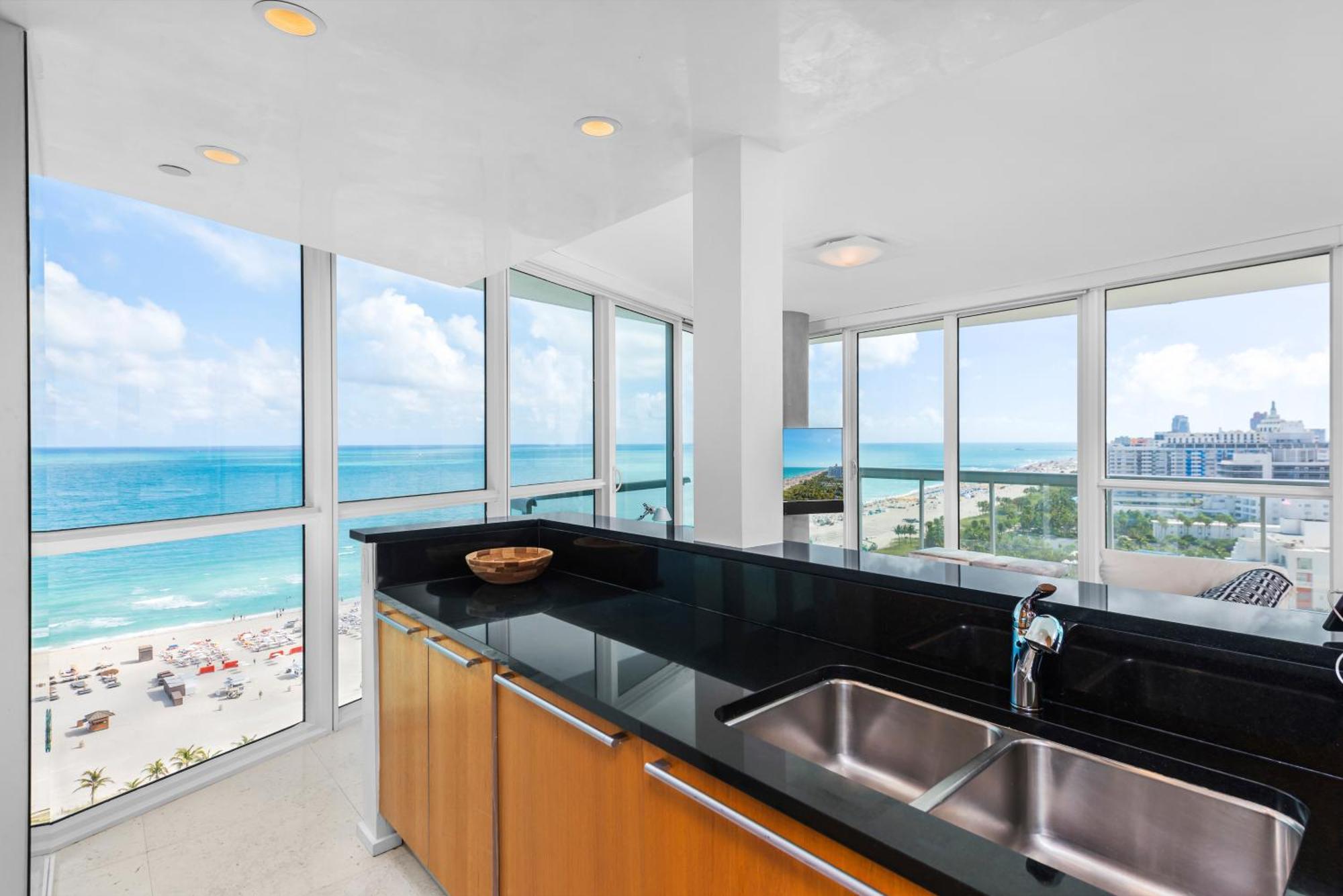 Oceanfront Private Condo At The Setai -2208 Apartment