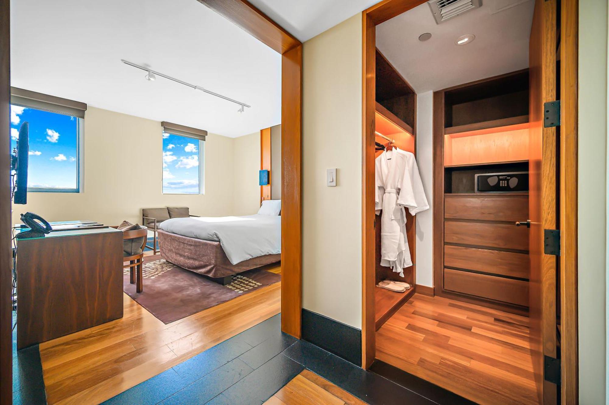 Oceanview Private At The Setai -3504