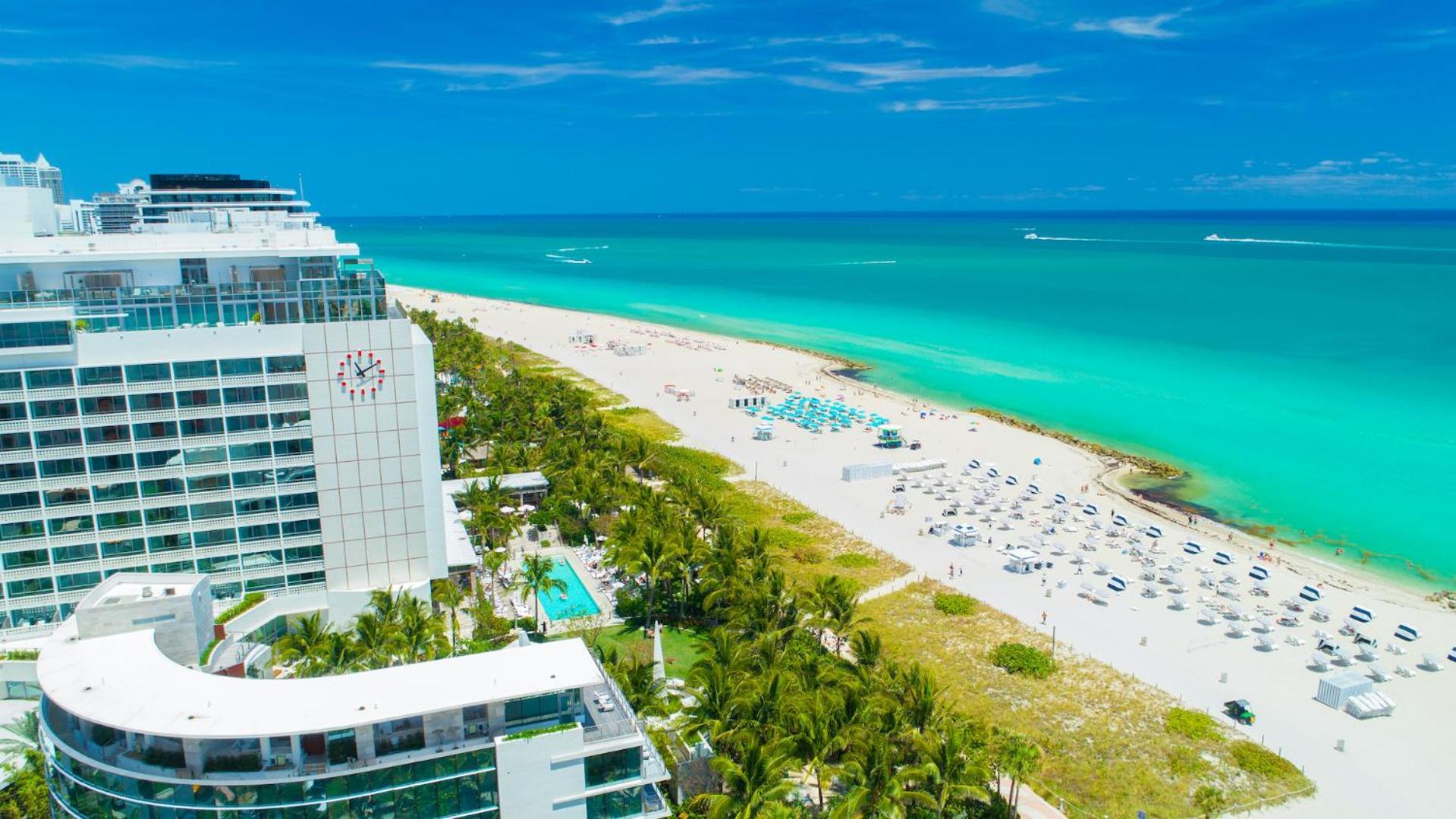 1 Bedroom Private At Carillon Miami -911