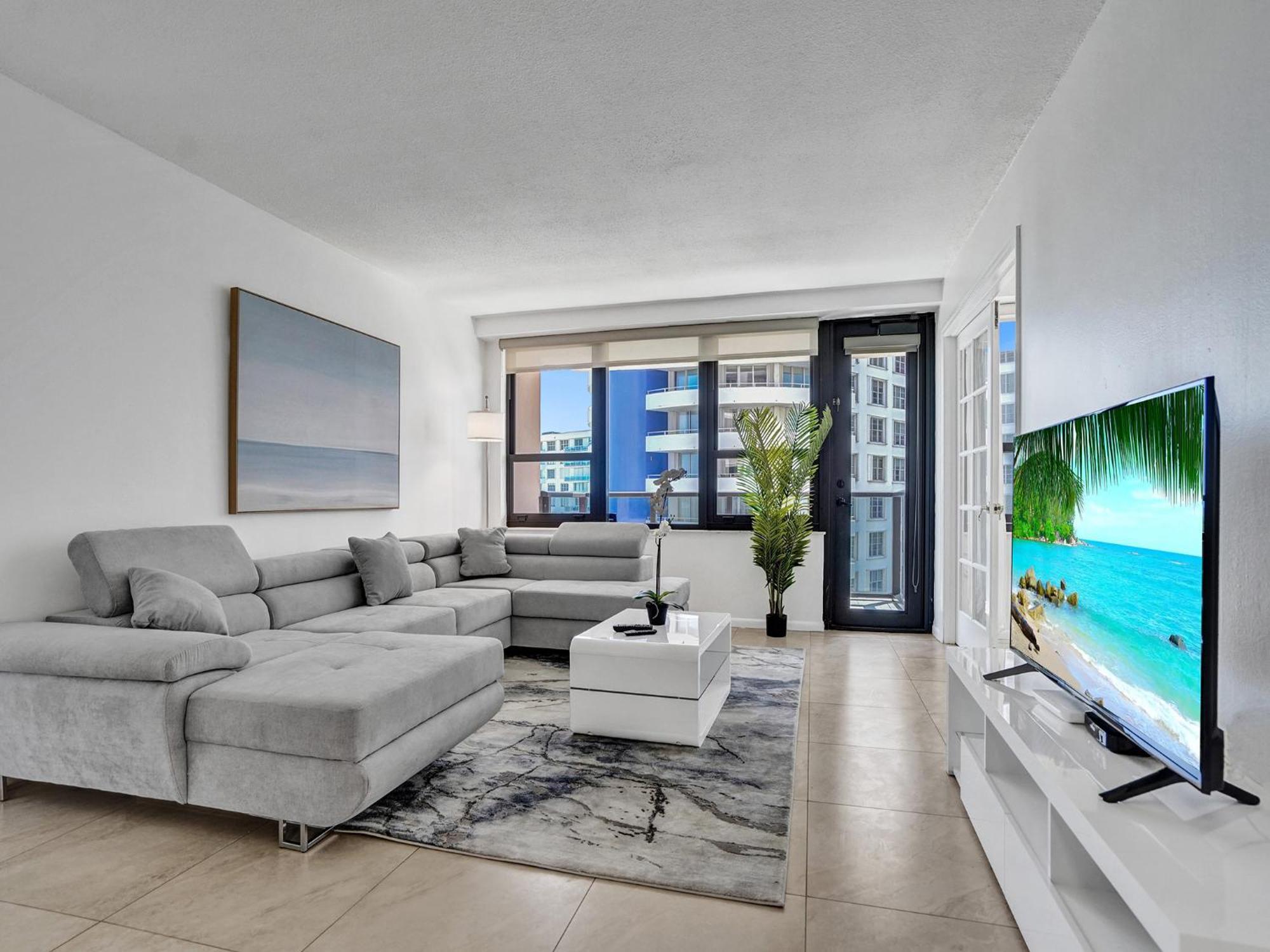 Cozy 2 Bedroom Ocean View Service 707 * Miami Beach