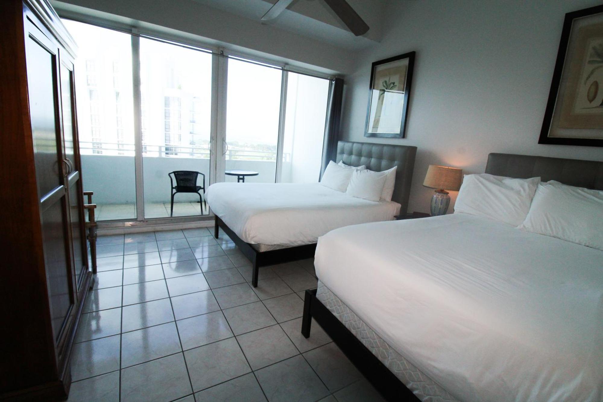 Holiday home Castle Ph12 Spacious Bay View Penthouse, Pool, Tennis, Free Parking Miami Beach