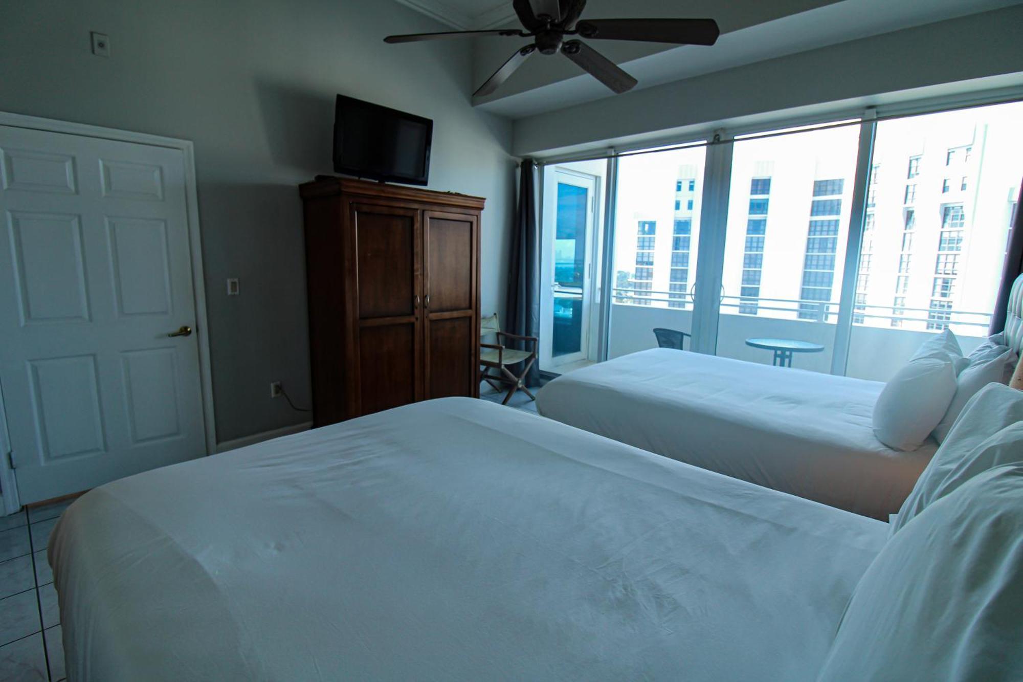 Holiday home Castle Ph12 Spacious Bay View Penthouse, Pool, Tennis, Free Parking Miami Beach