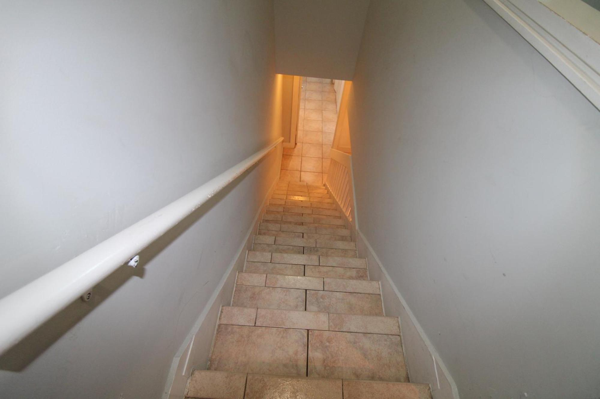 Castle Pavillon 8 Beachfront - Private Access Loft With 2-story, Pool, Tennis, Free Parking Access Holiday home