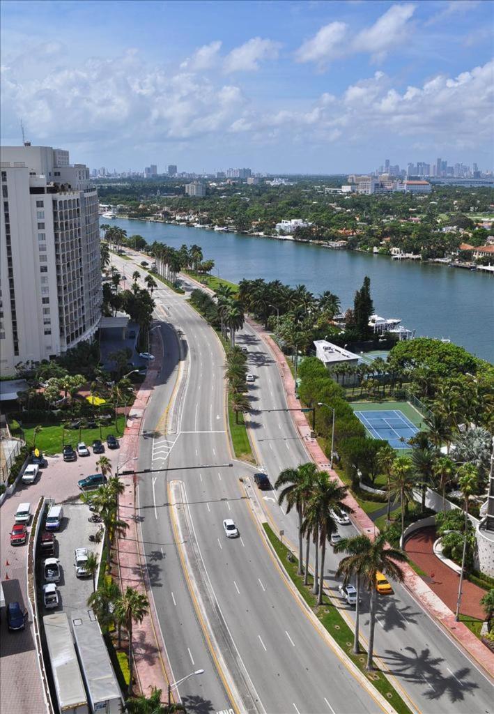 Castle Ph12 Spacious Bay View Penthouse, Pool, Tennis, Free Parking