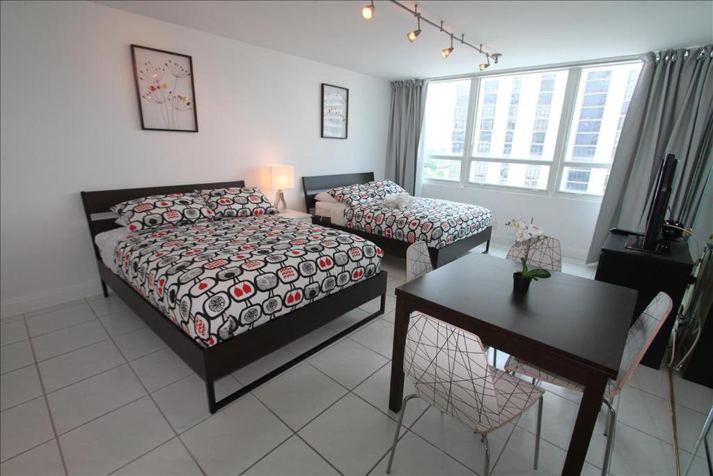 Castle 515 Bayview Direct Access, Pool, Tennis, Free Parking * Miami Beach