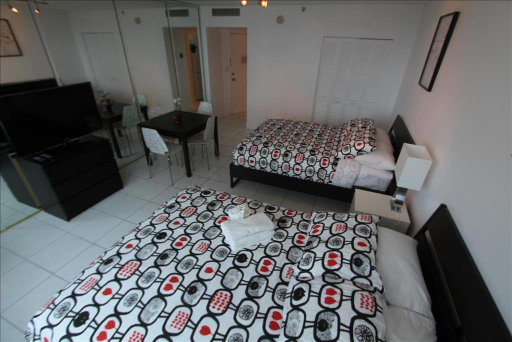 Castle 515 Bayview Direct Access, Pool, Tennis, Free Parking Holiday home *