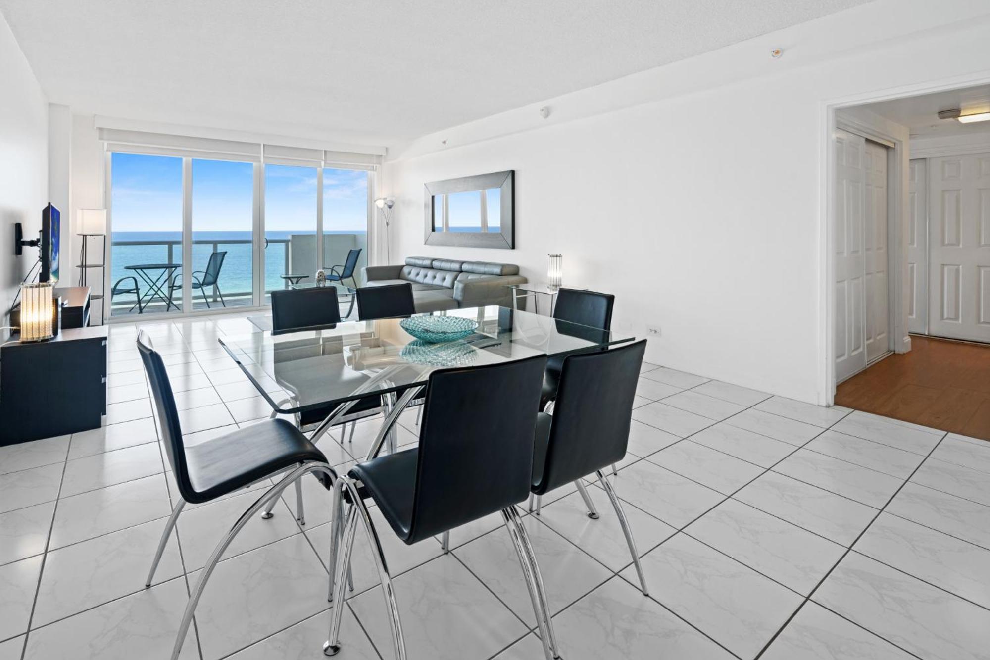 Pavilion Residences On The Apartment Miami Beach