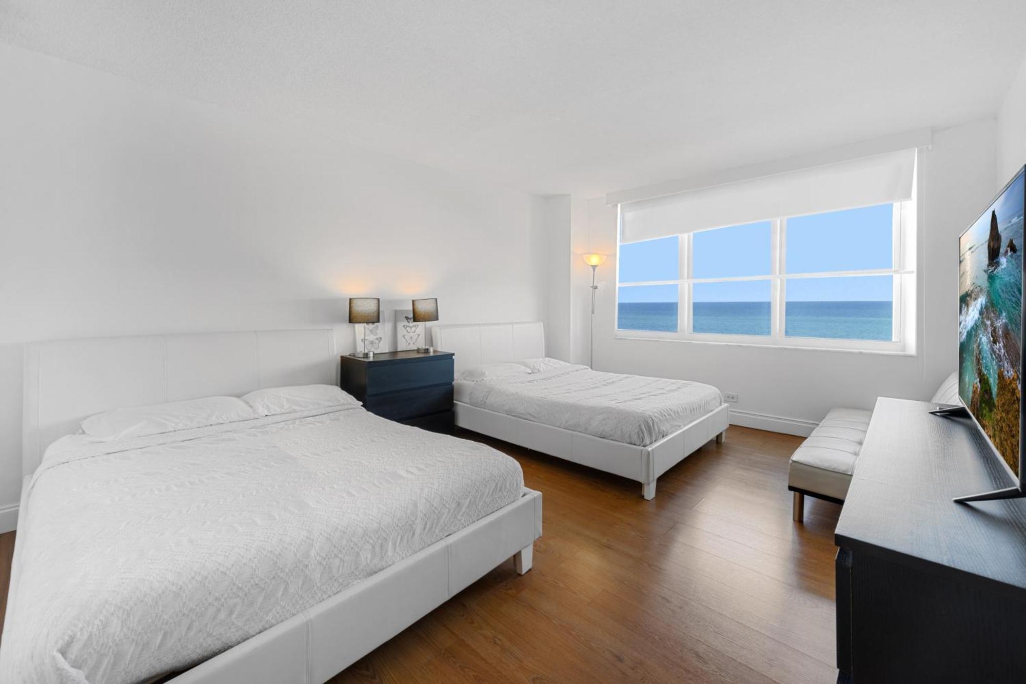 Pavilion Residences On The * Miami Beach