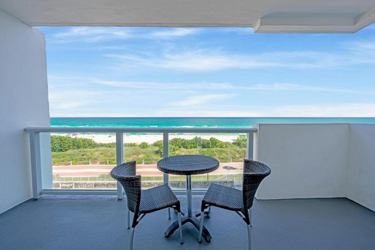 Pavilion Residences On The * Miami Beach