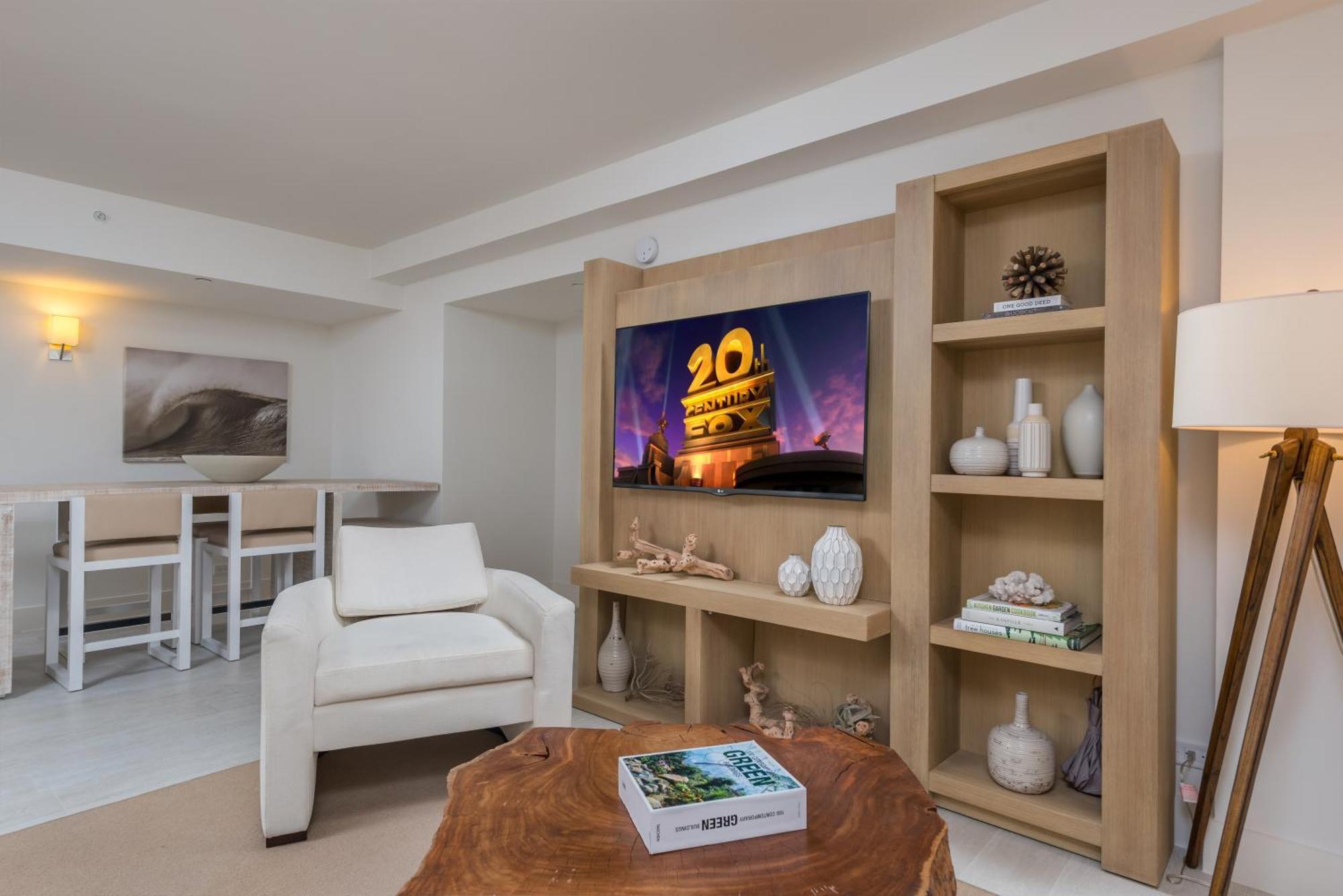 Luxurious Private At 1 & Homes -1445 Apartment