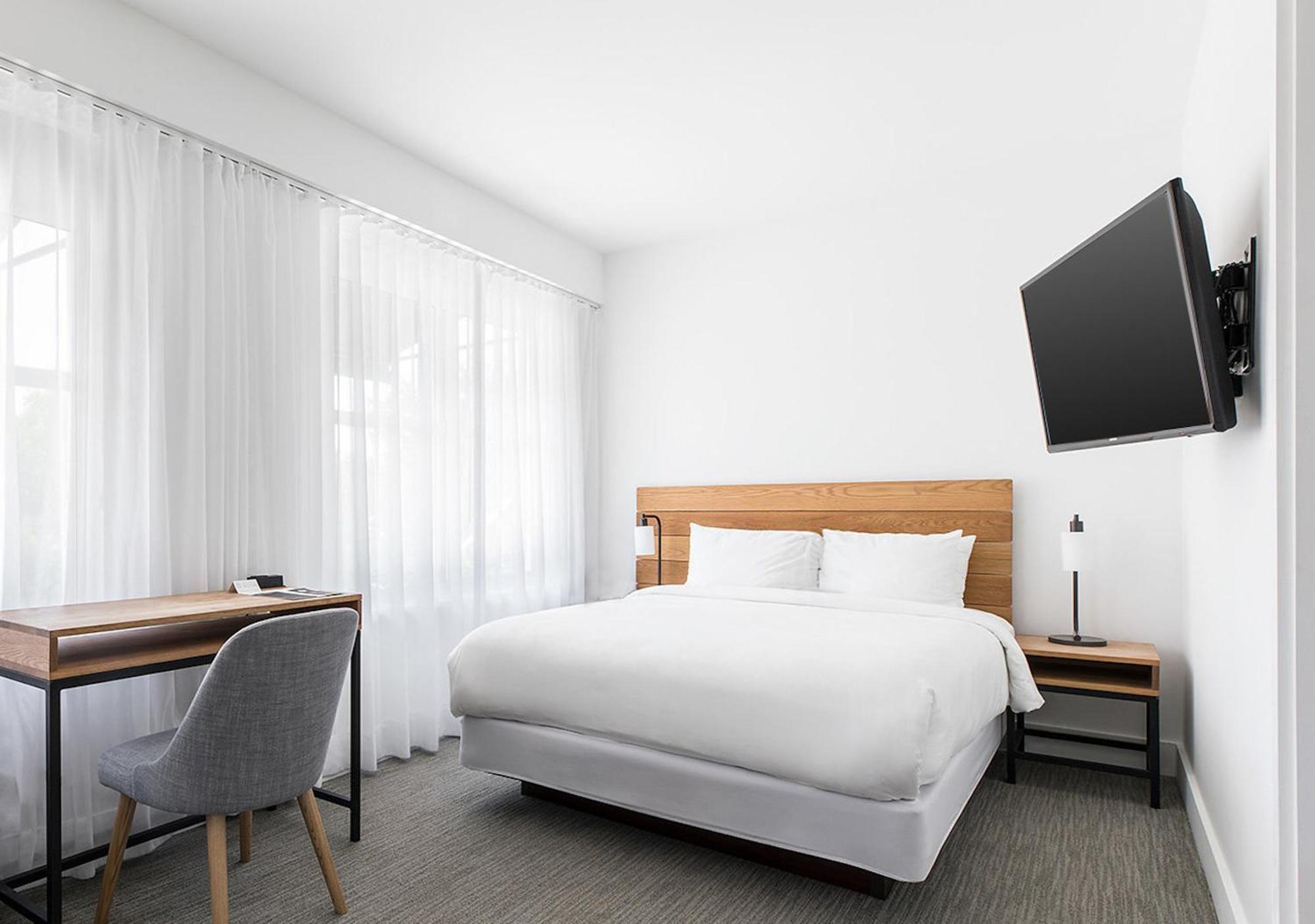 Hotel The Meridian Miami By Kasa Miami Beach